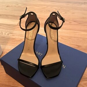 Stuart Witzman Nudistcurve Sandle